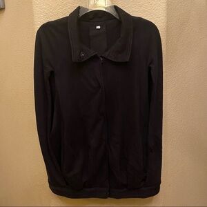 YOUNG, FABULOUS & BROKE Black Over-Sized Vest/Cape Size XS
